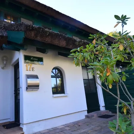 Haus Strandflieder By Interhome